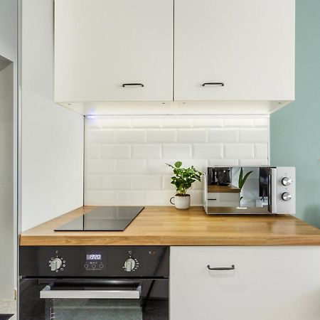 Charming Apartment In The City Center Warschau Buitenkant foto
