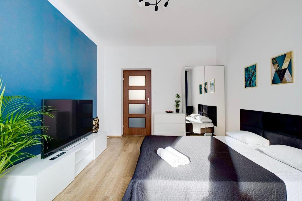 Charming Apartment In The City Center Warschau Buitenkant foto